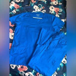 Elements Royal Blue Scrub Set L